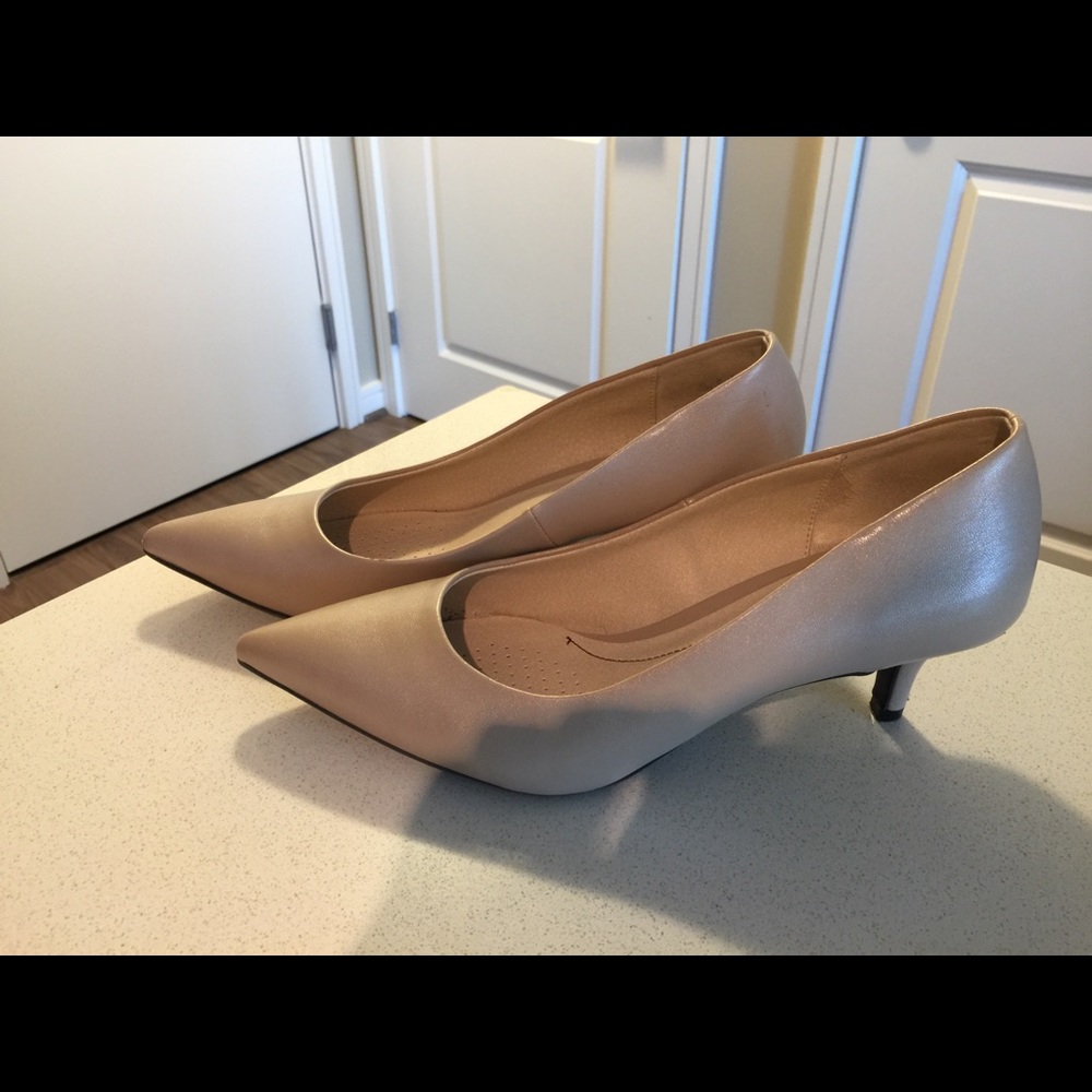 Life Stride Pretty Pump - Taupe - 10W